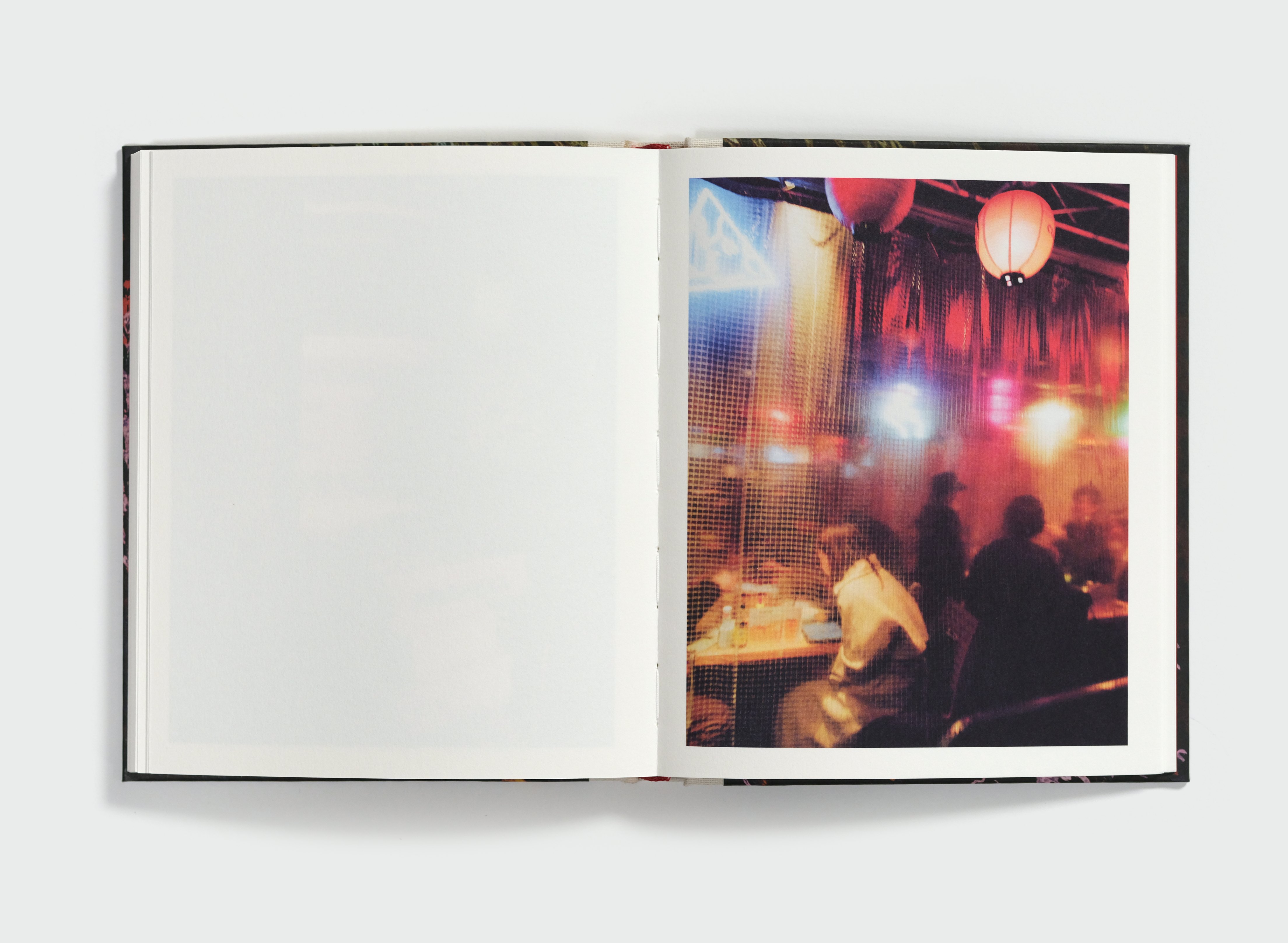 Dias by Pia Riverola — spread 6